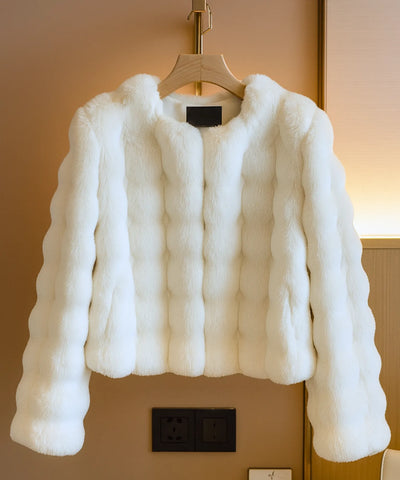 Casaco de Pelo Feminino Inverno Curto Elegante | Lua