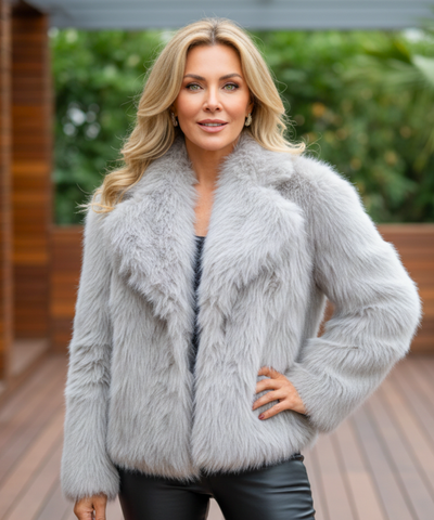 Comprar Casaco Feminino de Pelo Pelúcia Oversized térmico aquecimento natural inverno em promoção ZARA