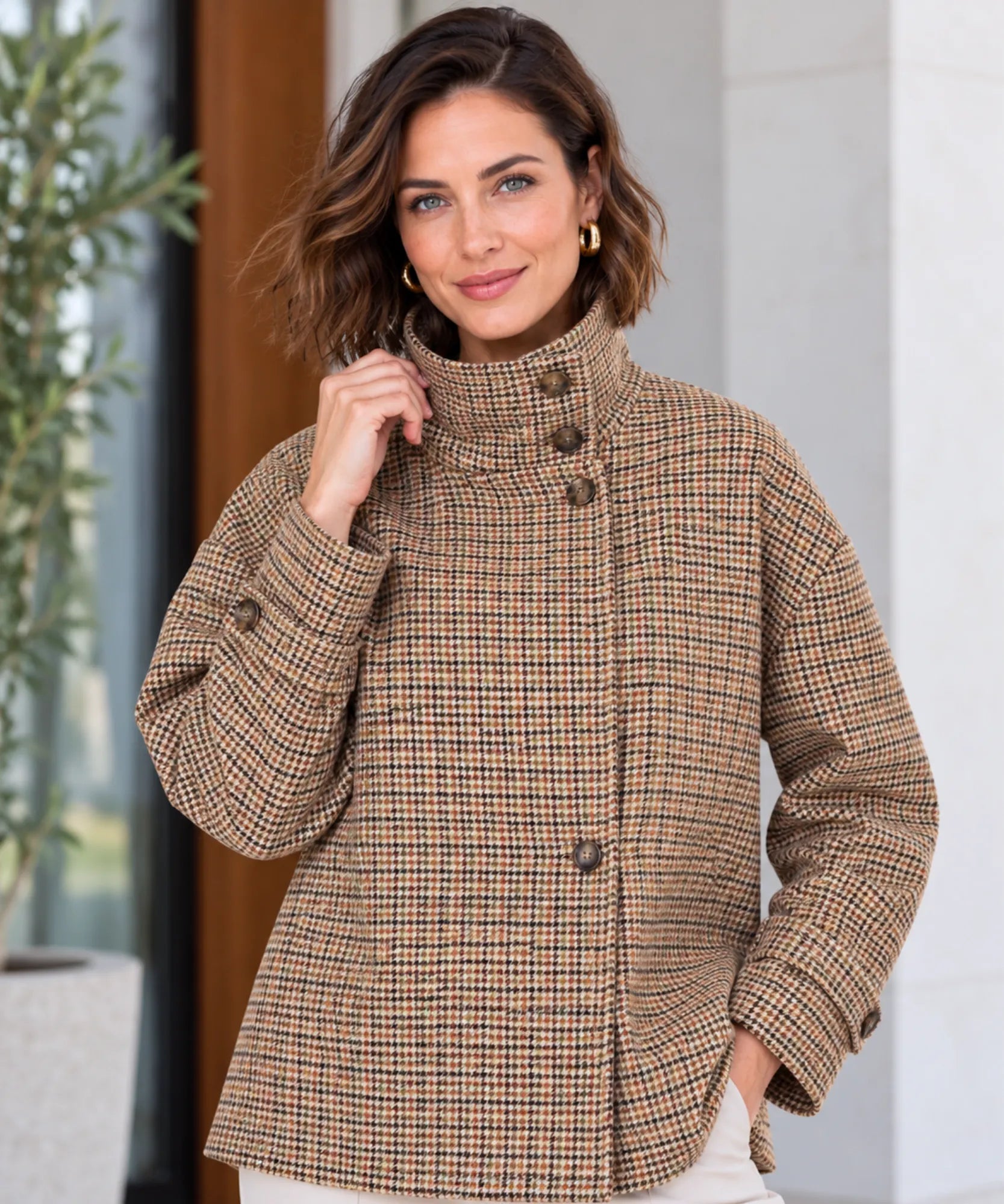Comprar casaco xadrez feminino curto gola alta marrom em promoção Anellimn