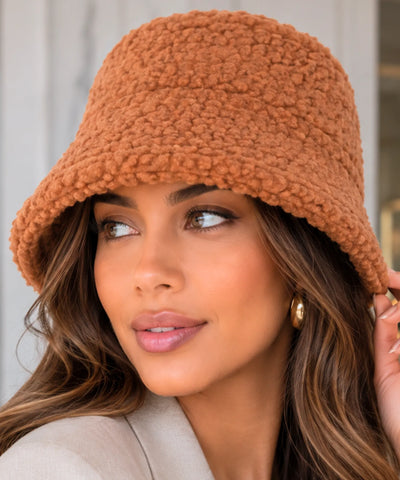 Chapéu Bucket Feminino Pelúcia Felpuda Aba Estruturada | Pluna