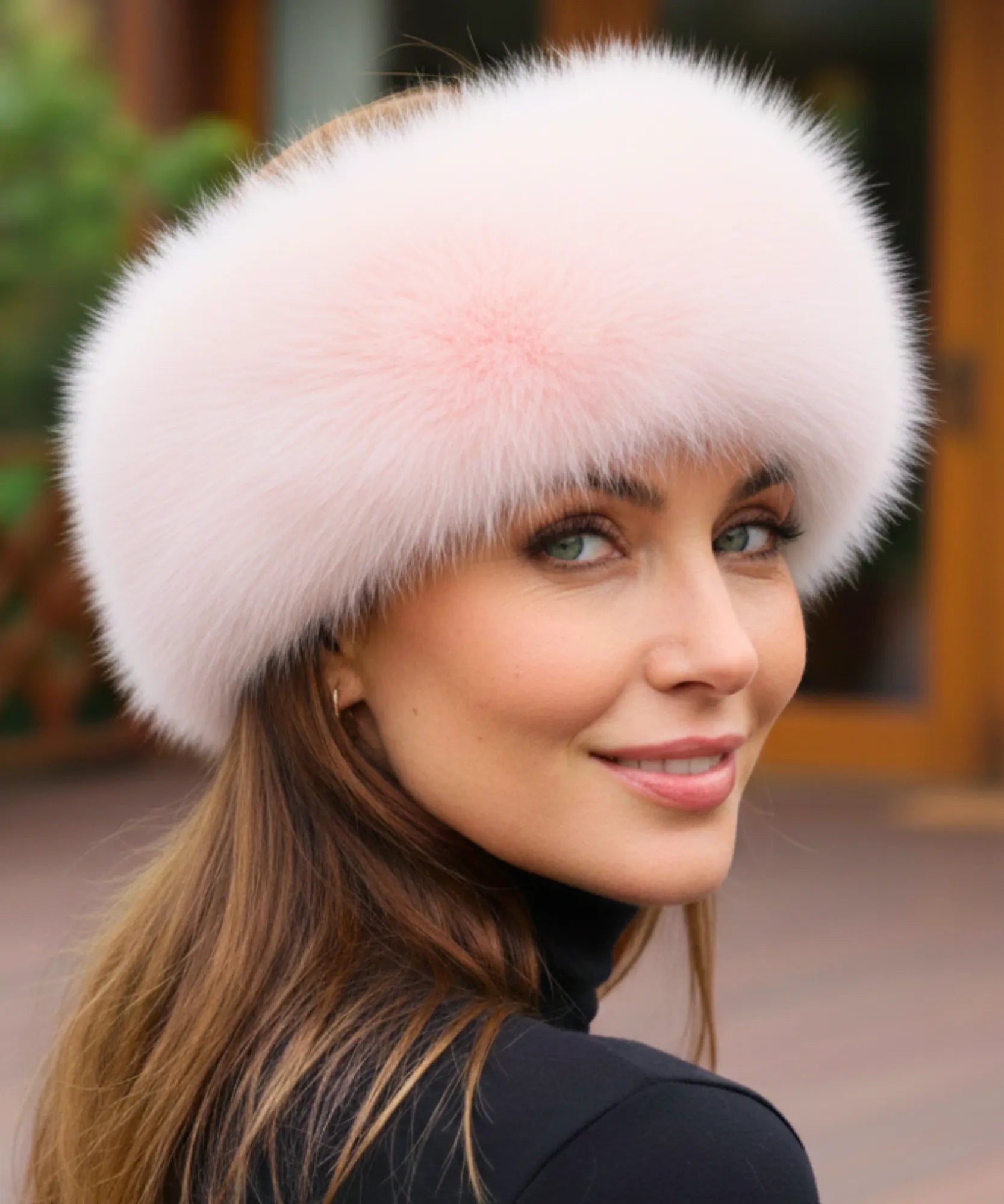 Comprar Chapéu feminino de pelo sintético luxo para inverno, com borda volumosa, acabamento sofisticado e circunferência de 58 cm ANELLIMN