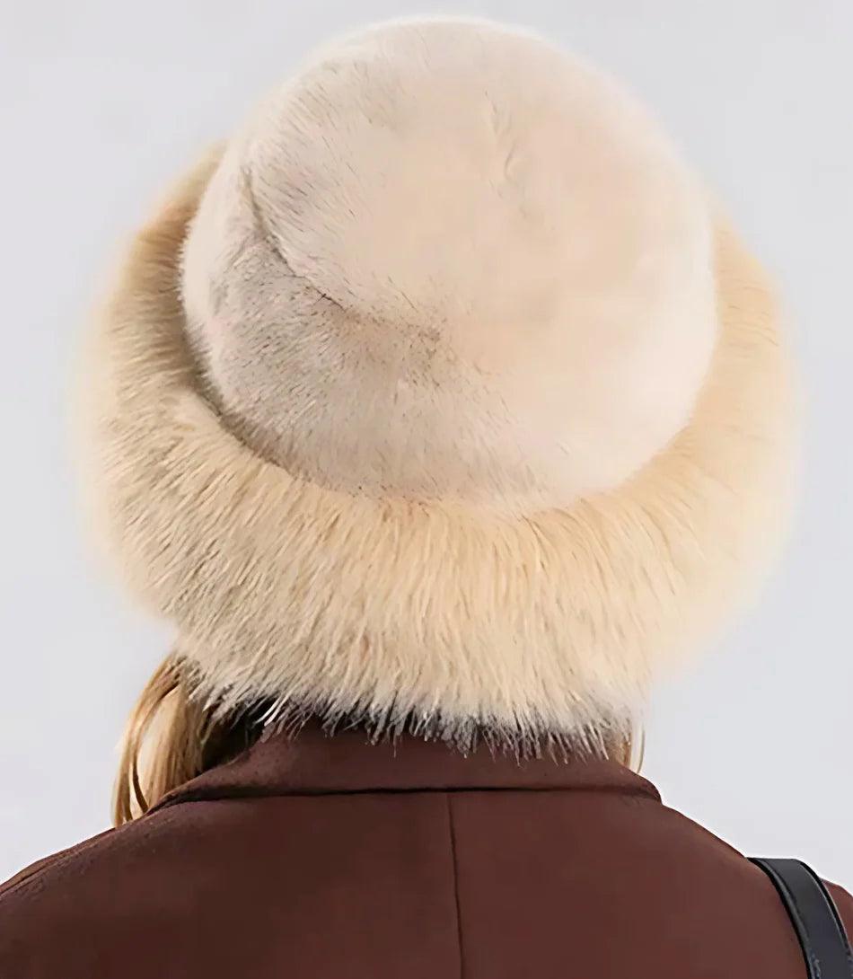 CompraComprar Chapéu Feminino de Inverno com Pelúcia Térmico Elegante ZARAr Chapéu Feminino de Inverno com Pelúcia Térmico Elegante Bege ANELLIMN