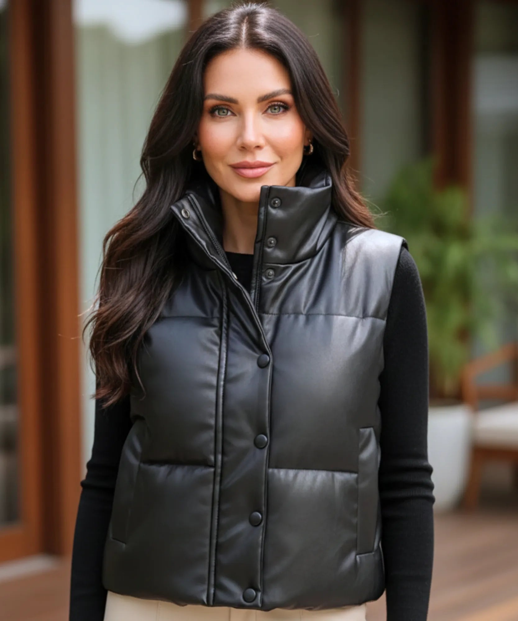 Comprar colete puffer feminino couro sintético gola alta botões duplos inverno térmico em promoção ZARA