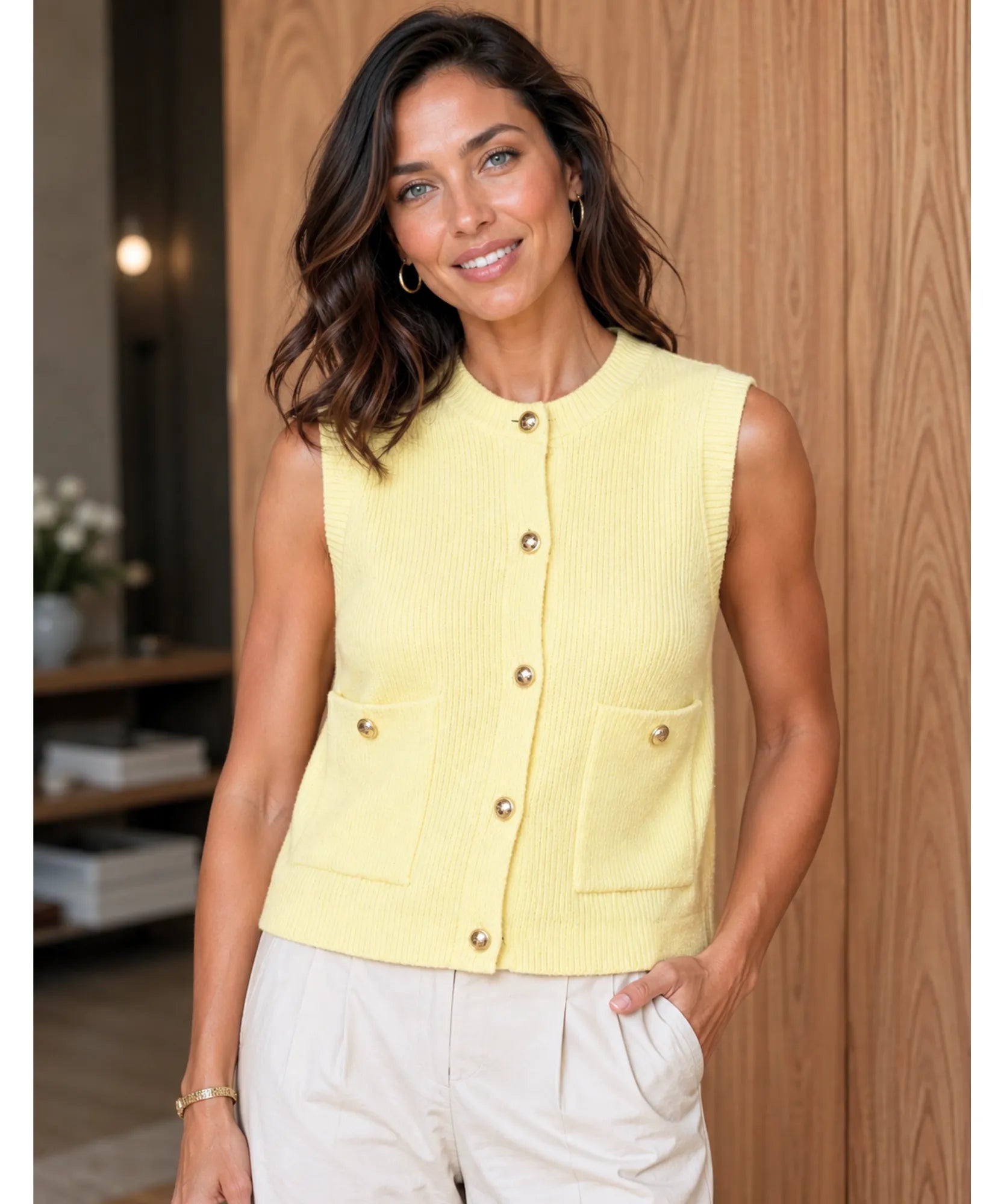 Comprar colete tricot feminino botões dourados canelado sem mangas elegante social bolsos em promoção ANELLIMN 