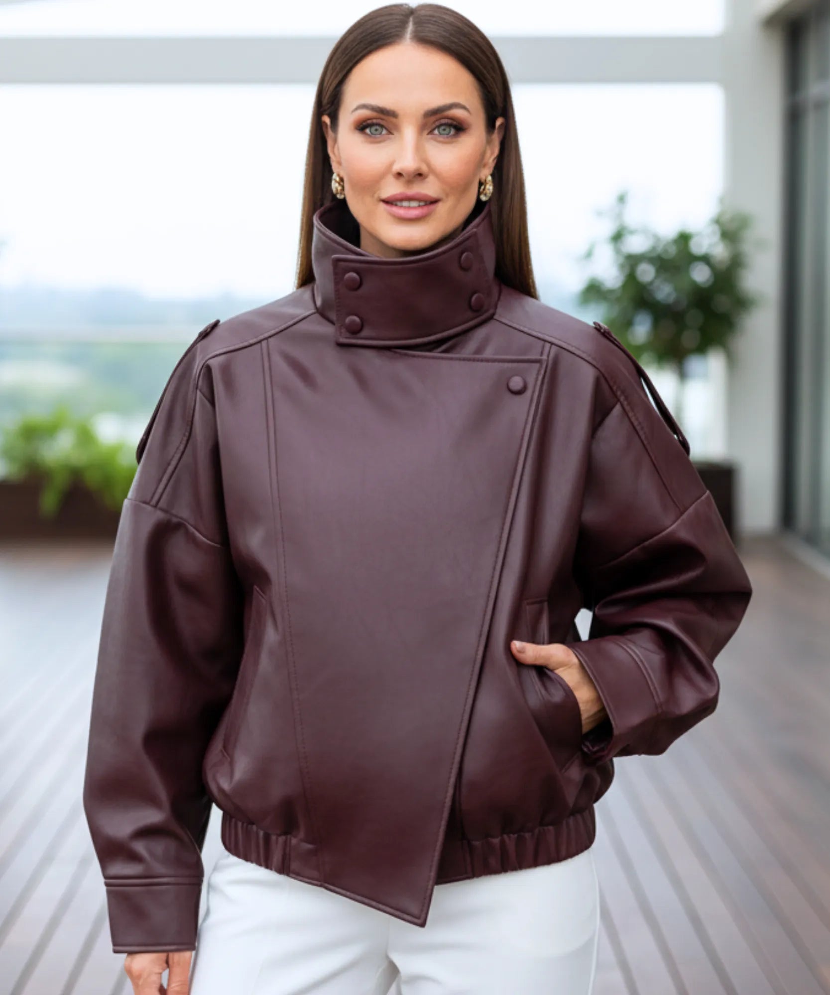 Comprar jaqueta de couro feminino oversized biker gola alta motoqueira em promoçãoZARA