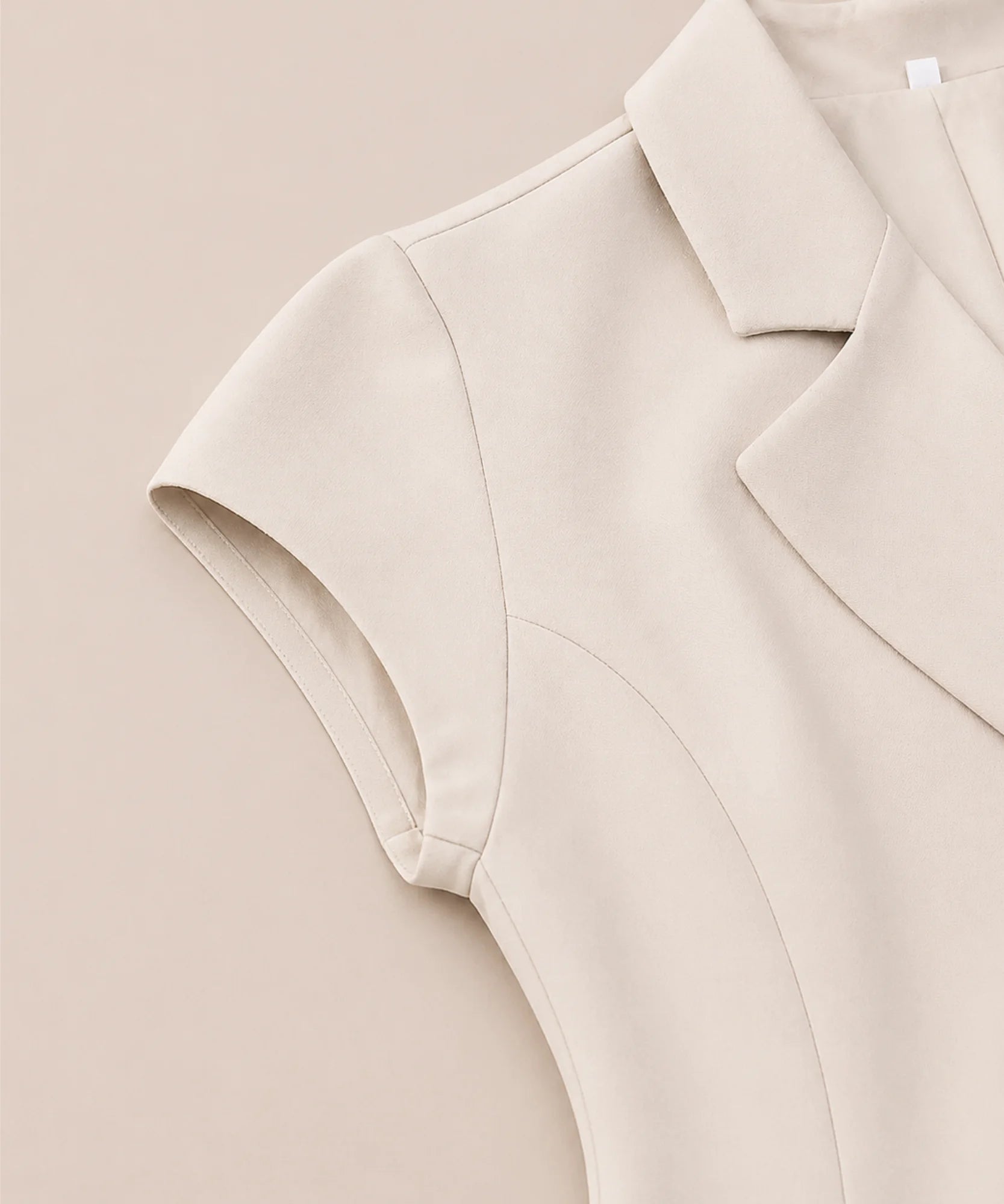 Comprar conjunto alfaiataria feminino colete e calça wide leg cintura alta pregas zíper lateral off-white em promoção ZARA