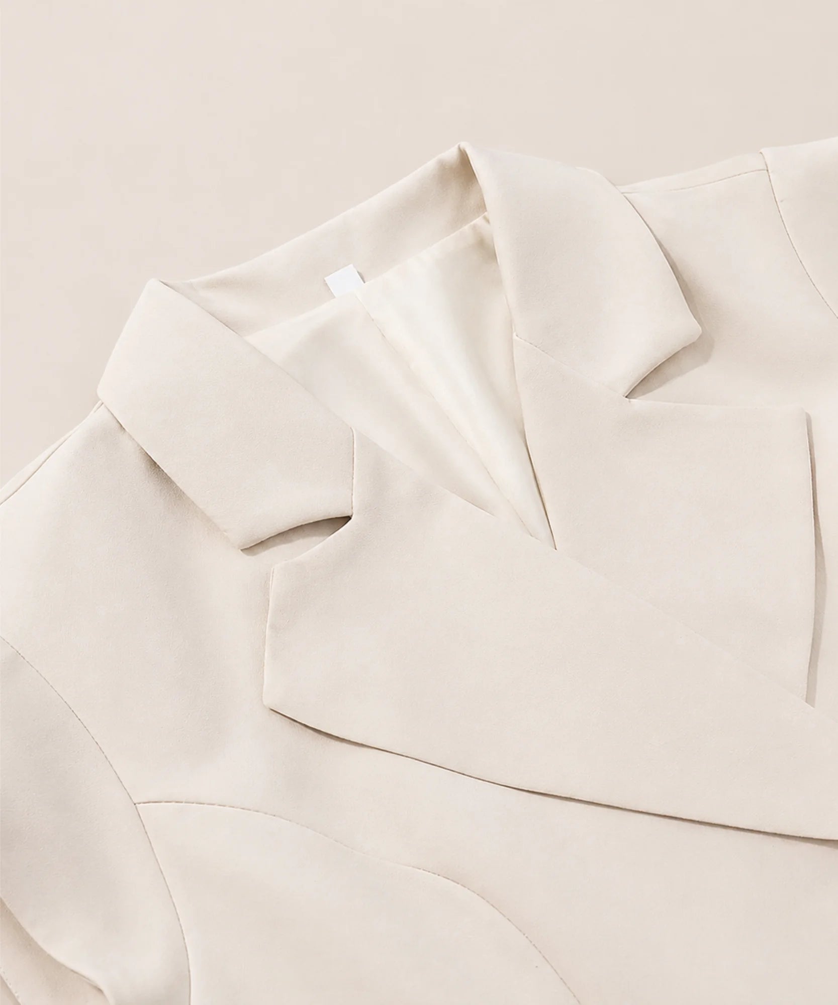 Comprar conjunto alfaiataria feminino colete e calça wide leg cintura alta pregas zíper lateral off-white em promoção ZARA