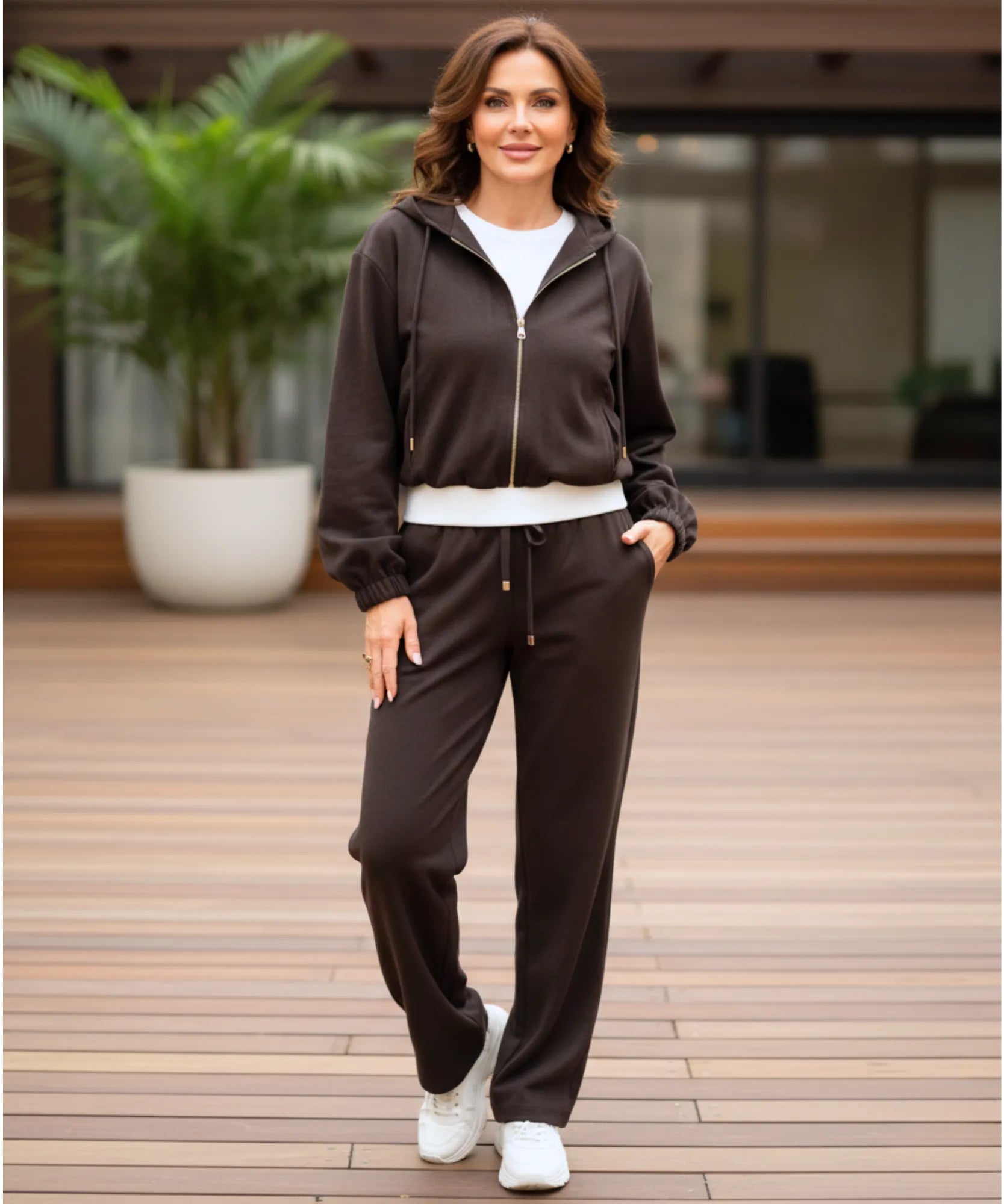 Comprar conjunto moletom feminino com capuz e zíper dourado calça wide leg casual elegante em promoção ZARA