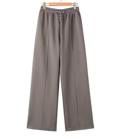 Comprar Conjunto Moletom Feminino com Jaqueta e Calça Larga preto de algodão grosso peluciado para os dias frios barato  em promoção ZARA

