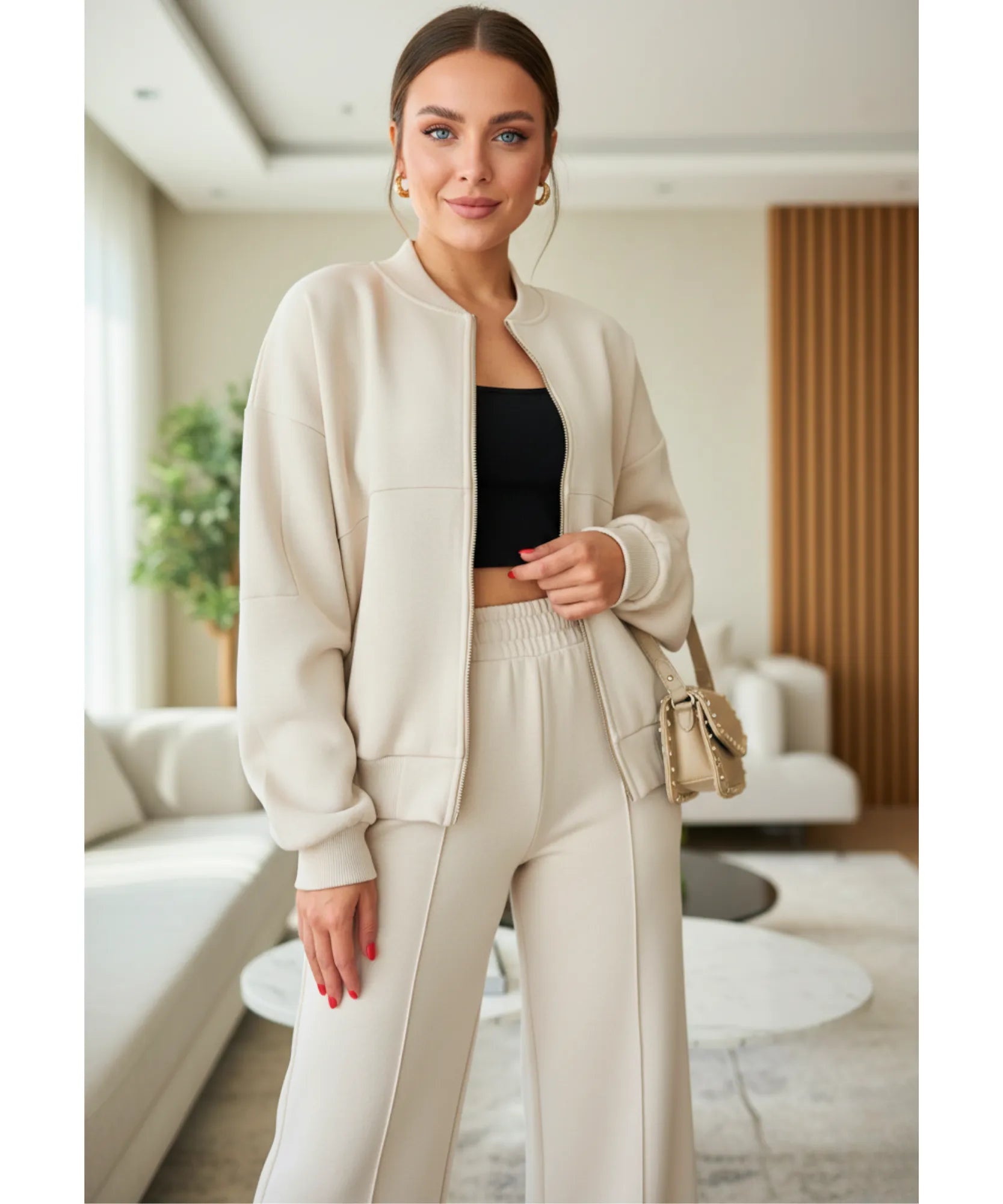 Comprar Conjunto Moletom Feminino com Jaqueta e Calça Larga de algodão grosso peluciado para os dias frios barato - aerolook - ZARA
