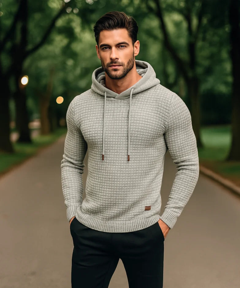 Conjunto moletom masculino com capuz e calça jogger, tecido texturizado premium, modelo moderno slim fit com acabamento flanelado interno.