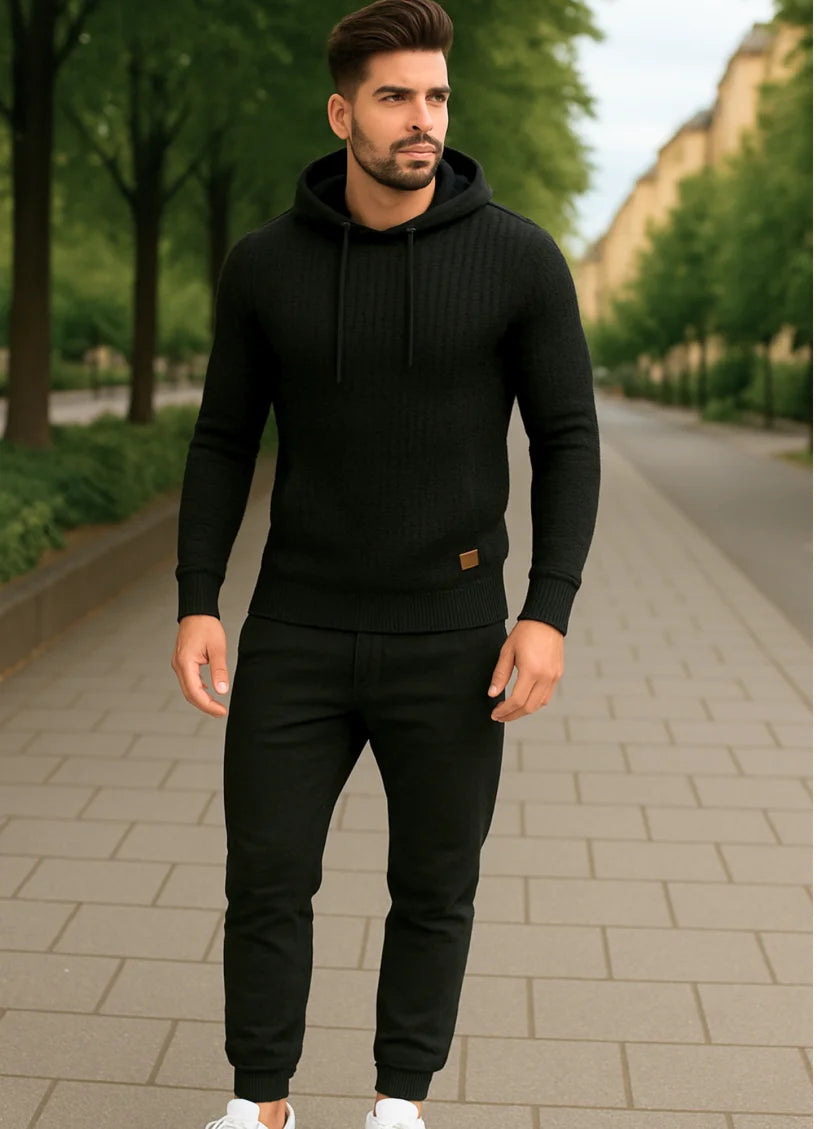 Conjunto moletom masculino com capuz e calça jogger, tecido texturizado premium, modelo moderno slim fit com acabamento flanelado interno.