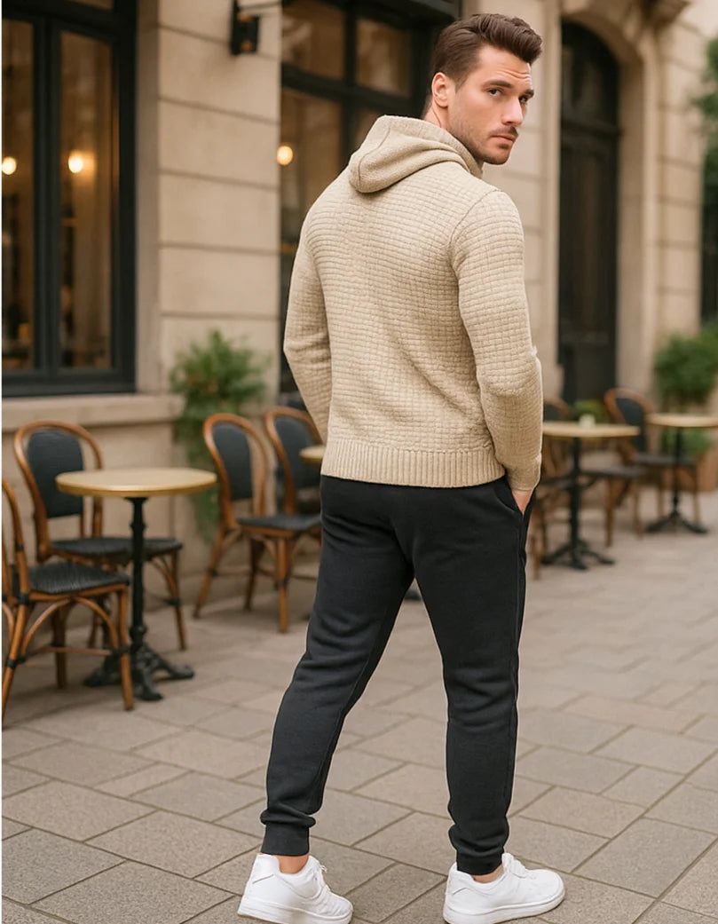 Conjunto moletom masculino com capuz e calça jogger, tecido texturizado premium, modelo moderno slim fit com acabamento flanelado interno.