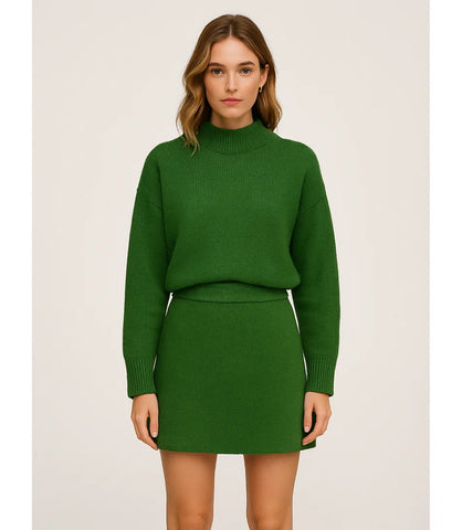 Comprar conjunto tricot feminino verde com saia curta e blusa manga longa elegante confortável para dias frios em promoção ZARA
