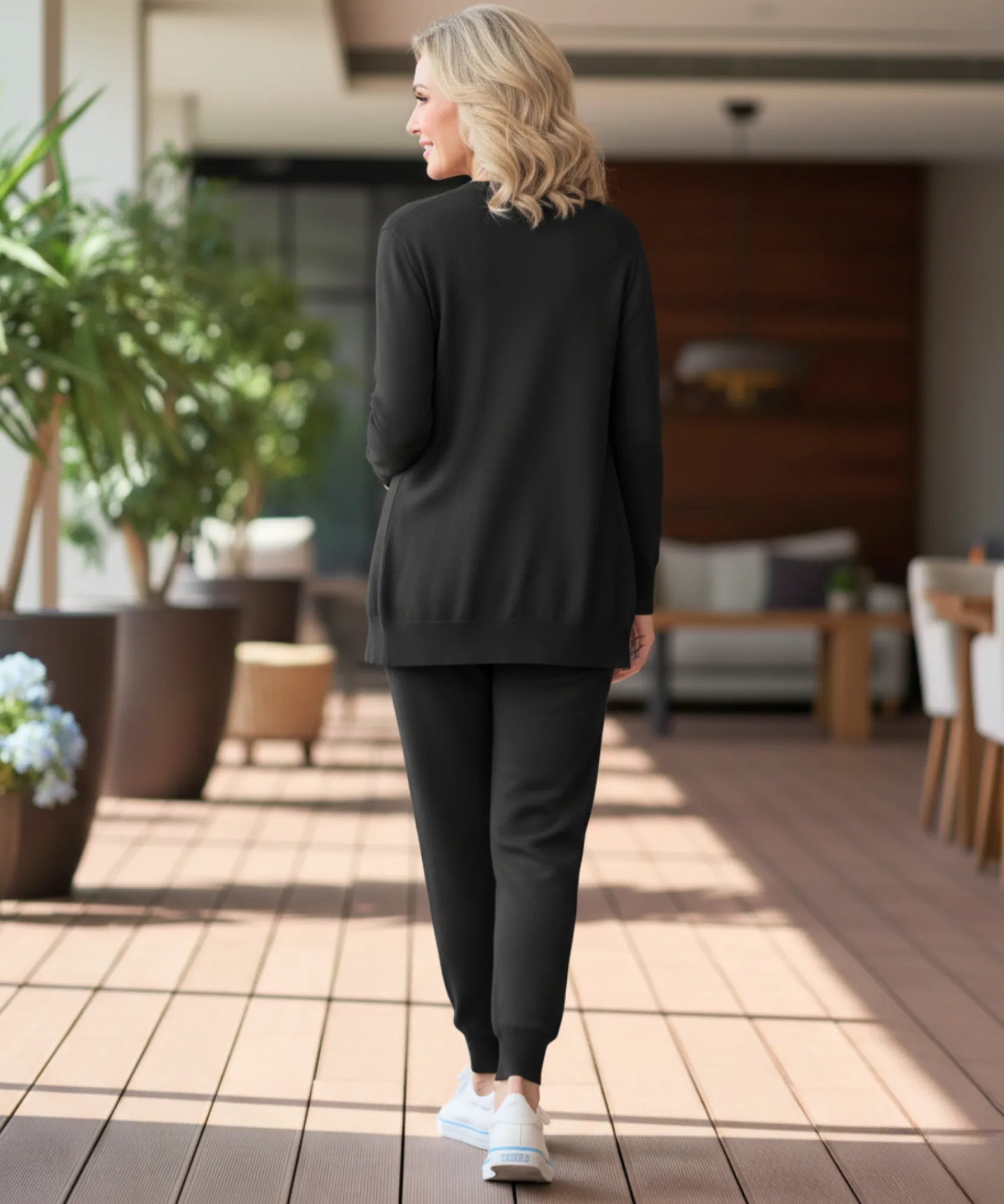 Comprar conjunto tricot feminino regata decote V calça jogger macio confortável inverno em promoção ZARA