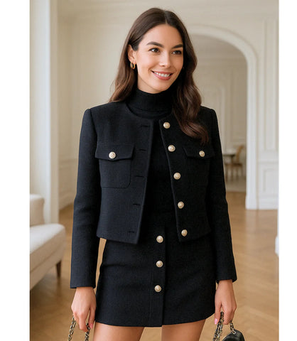 Comprar Conjunto tweed feminino preto com saia e blazer cropped elegante para trabalho ou evento em promoção ZARA
