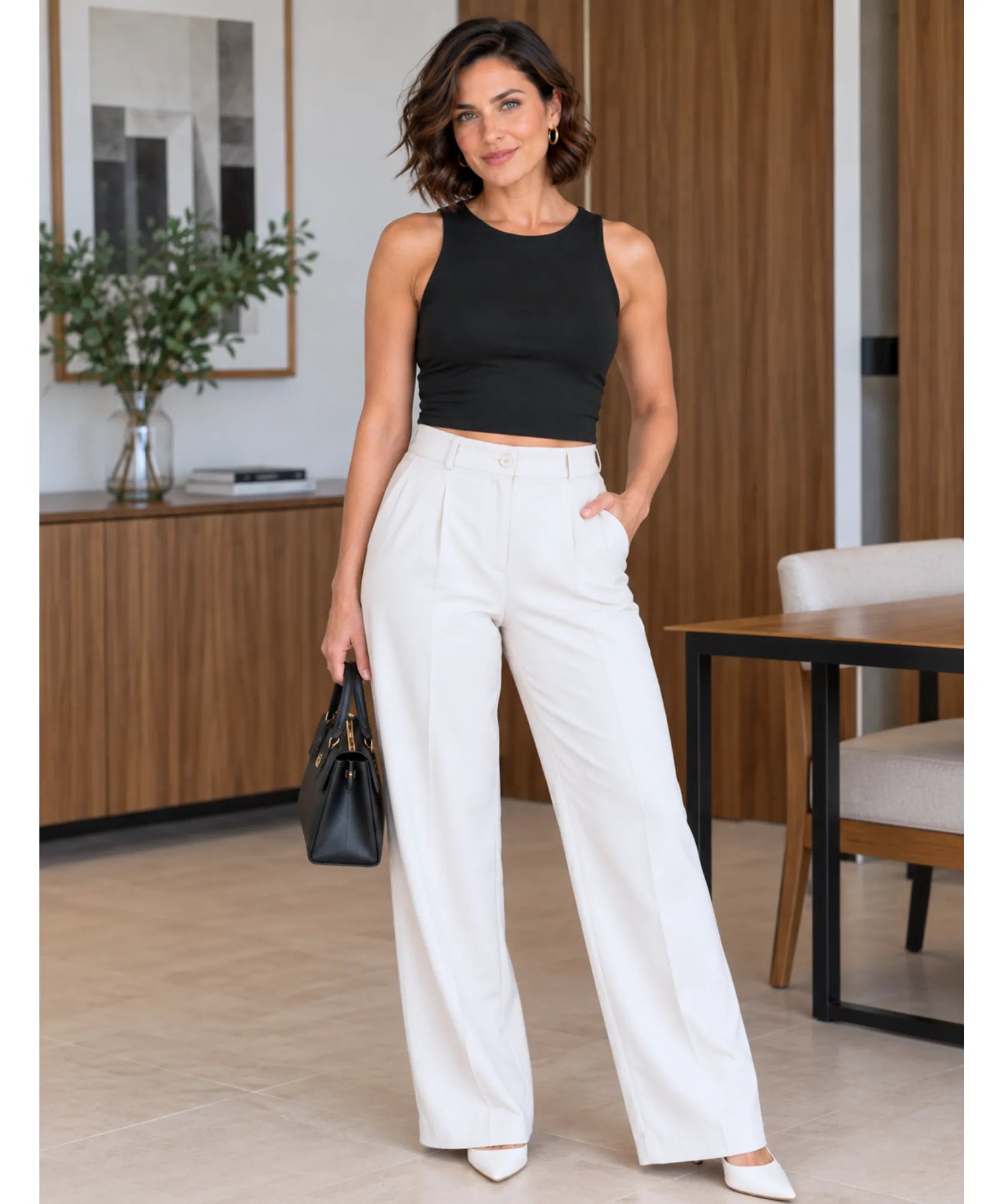 Cropped feminino decote redondo preto, look de corpo inteiro