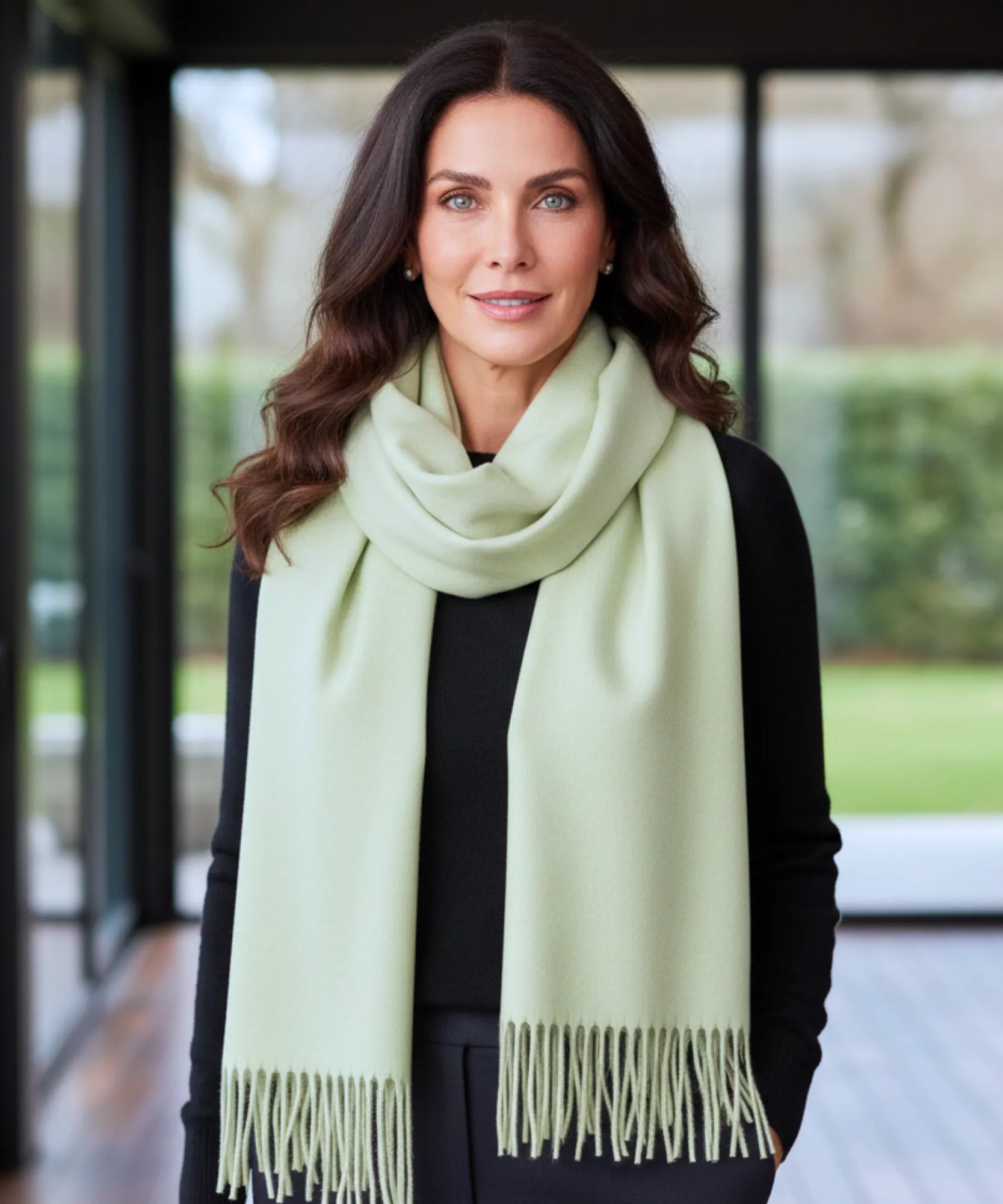 Comprar echarpe feminina cashmere premium elegante com franjas em promoção ANELLIMN
