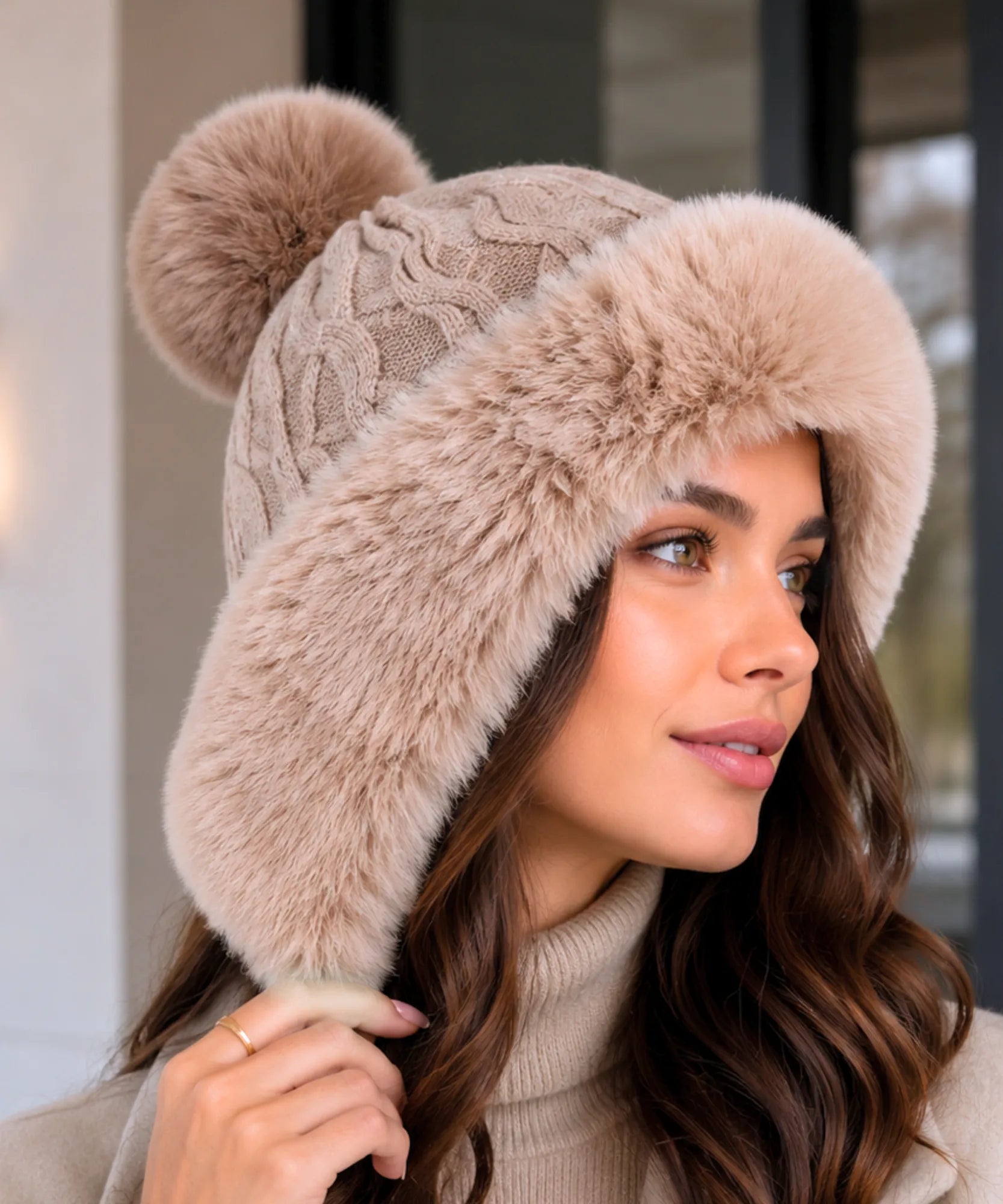 Comprar Gorro Feminino de Inverno com Orelhas e Pompons promoção ANELLIMN 