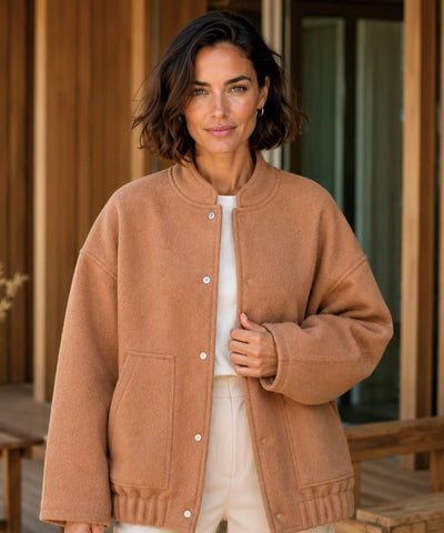Comprar Jaqueta Bomber Feminina de Lã Batida Bouclê Oversized térmica aquecimento natural inverno em promoção ANELLIMN