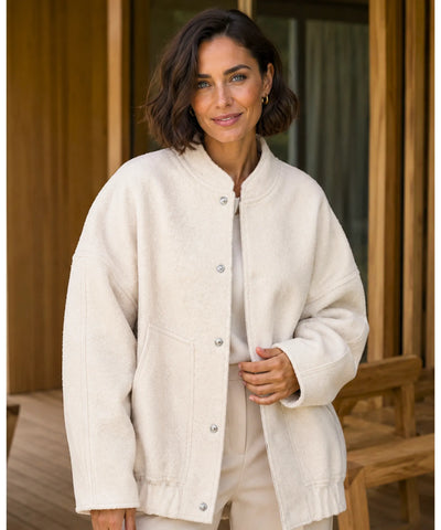 Comprar Jaqueta Bomber Feminina de Lã Batida Bouclê Oversized térmica aquecimento natural inverno em promoção ANELLIMN