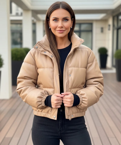 Comprar jaqueta bomber feminina puffer de couro sintético cropped com gola alta para inverno em promoção ZARA