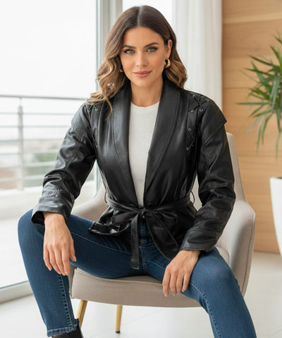 Comprar jaqueta de couro feminina com cinto amarração ilhós ombros estruturados biker preto marrom em promoção ZARA