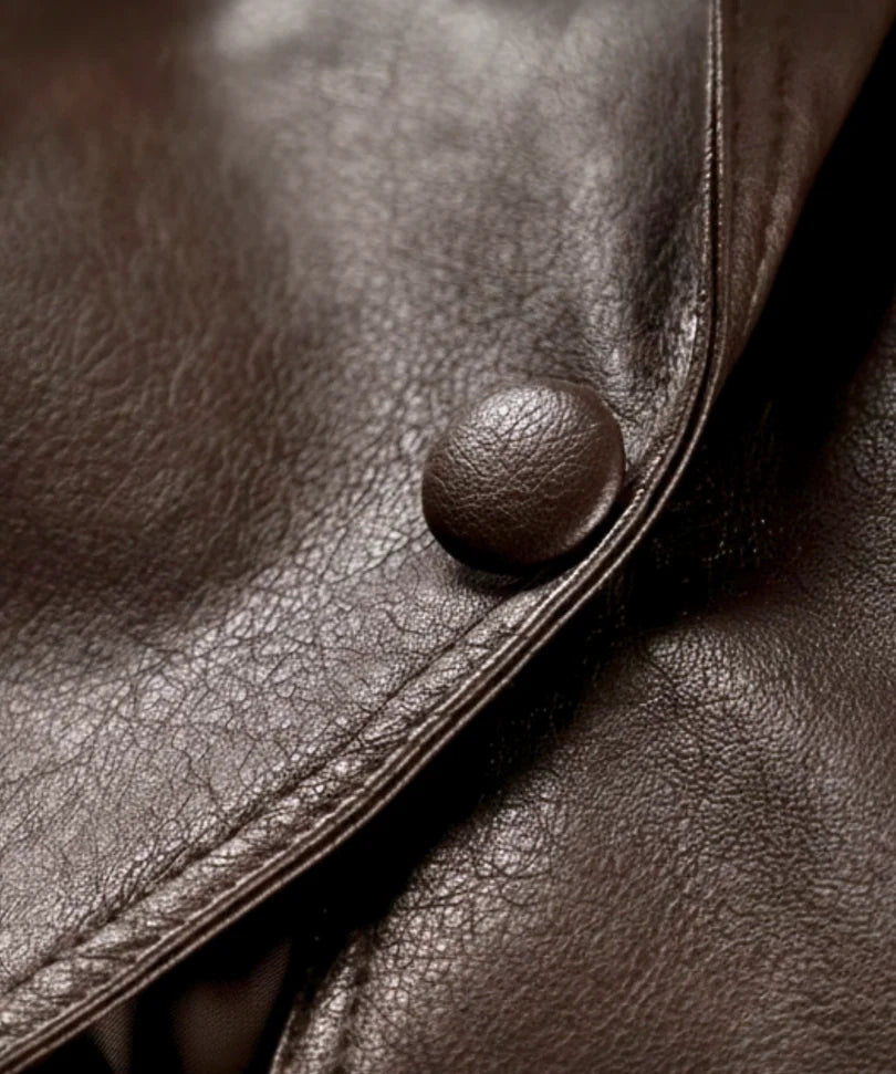 Comprar jaqueta de couro feminina com cinto amarração ilhós ombros estruturados biker preto marrom em promoção ZARA