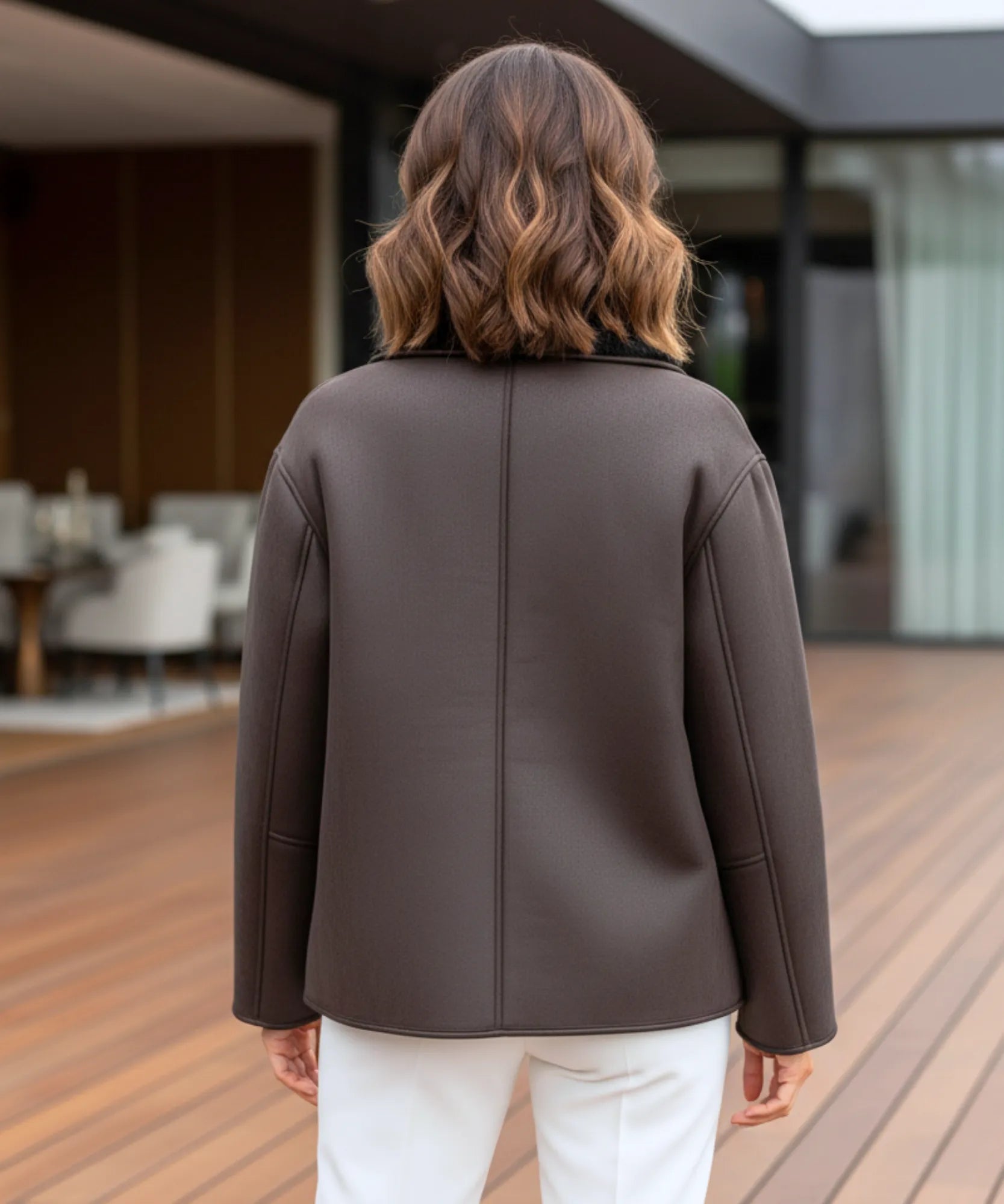 Comprar jaqueta feminina de couro peluciada oversized forro pelúcia quentinha inverno em promoção ZARA