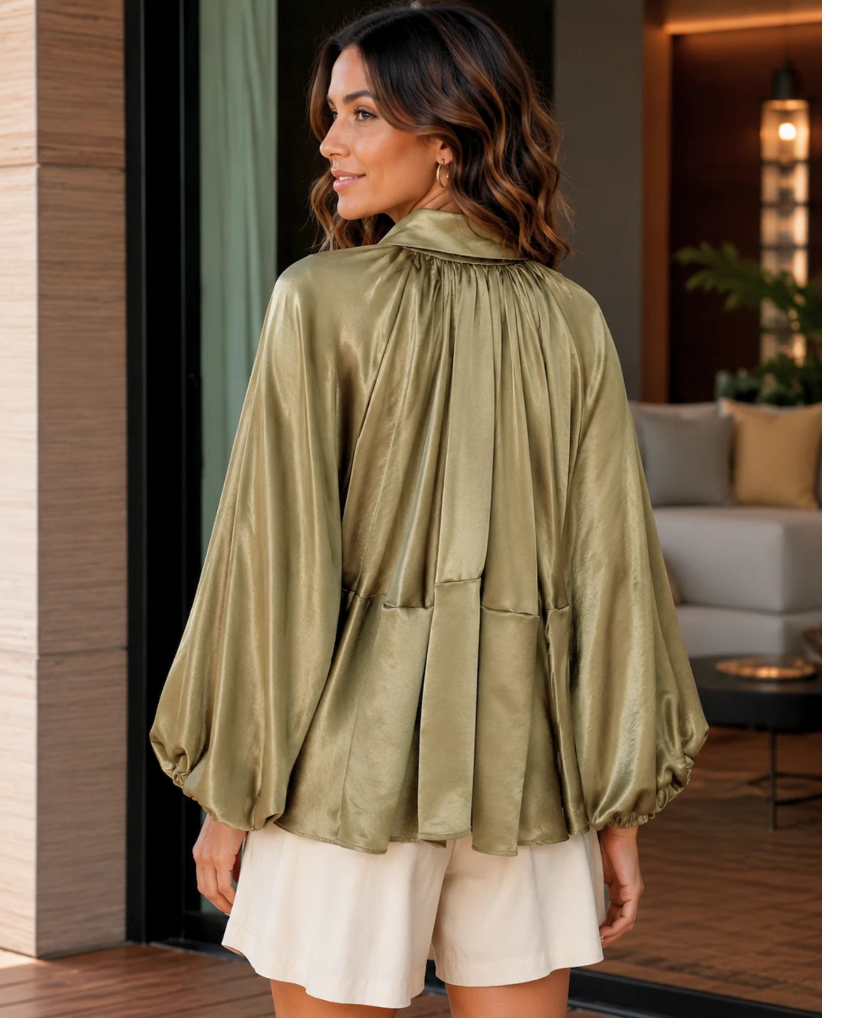 Comprar jaqueta feminina oversized manga bufante franzida zíper dourado acetinada fluida várias cores em promoção ANELLIMN