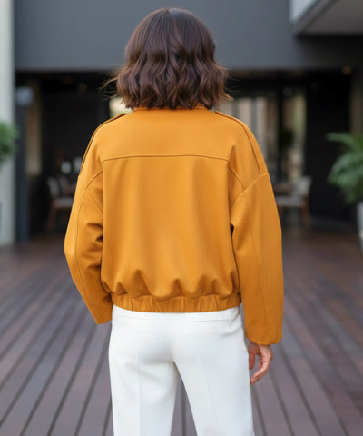 Comprar jaqueta feminina oversized em suede com gola estruturada e estilo urbano elegante para meia estação em promoção ZARA