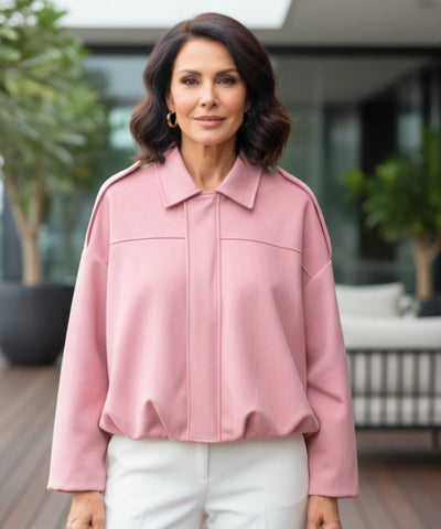 Comprar jaqueta feminina oversized em suede com gola estruturada e estilo urbano elegante para meia estação em promoção ZARA