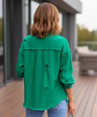 Comprar Jaqueta jeans destroyed feminina oversized com bolsos e botões em look casual moderno ANELLIMN