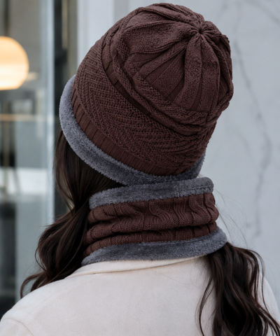 Comprar kit gorro feminino cachecol gola tricot forro pelúcia inverno conjunto 2 peças patch couro promoção ZARA