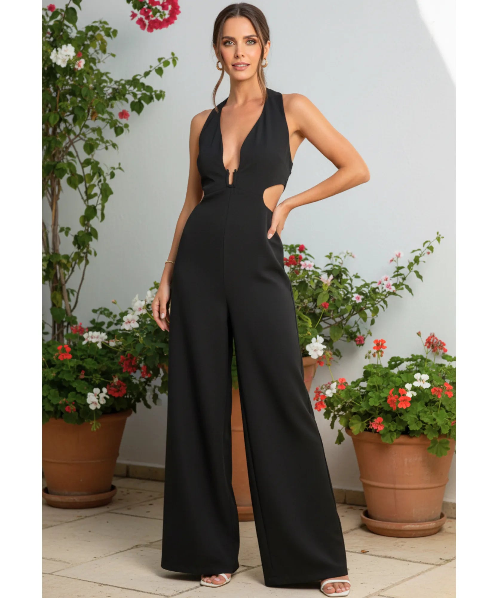 Comprar macacão alfaiataria feminino longo pantalona com recorte vazado preto elegante festa casamento formatura em promoção ZARA