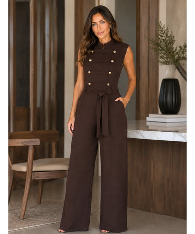 Macacão longo feminino social marrom em look de corpo inteiro