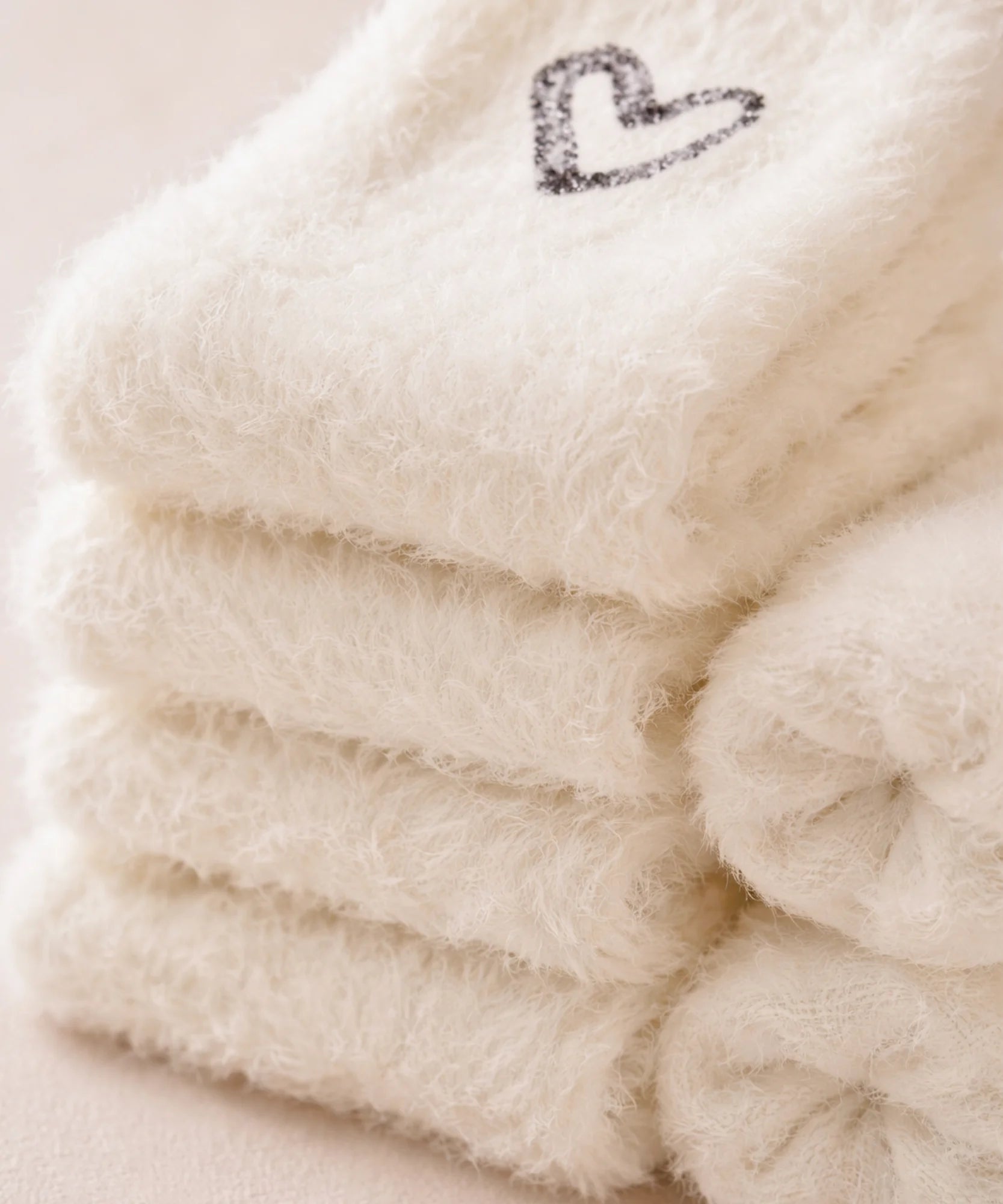 Comprar meia peluciada feminina antiderrapante felpuda inverno quente dormir casa barato em promoção