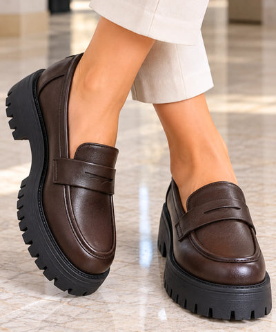 Comprar mocassim tratorado feminino de couro marrom em promoção Anellimn