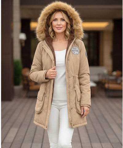Parka Feminina com Capuz de Pelo e Forro Peluciado Elegante | Lune
