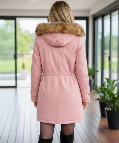 Comprar parka feminina inverno com capuz de pelo, forro peluciado e bolsos grandes para clima frio ou viagens barato ZARA