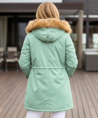 Comprar parka feminina inverno com capuz de pelo, forro peluciado e bolsos grandes para clima frio ou viagens barato ZARA