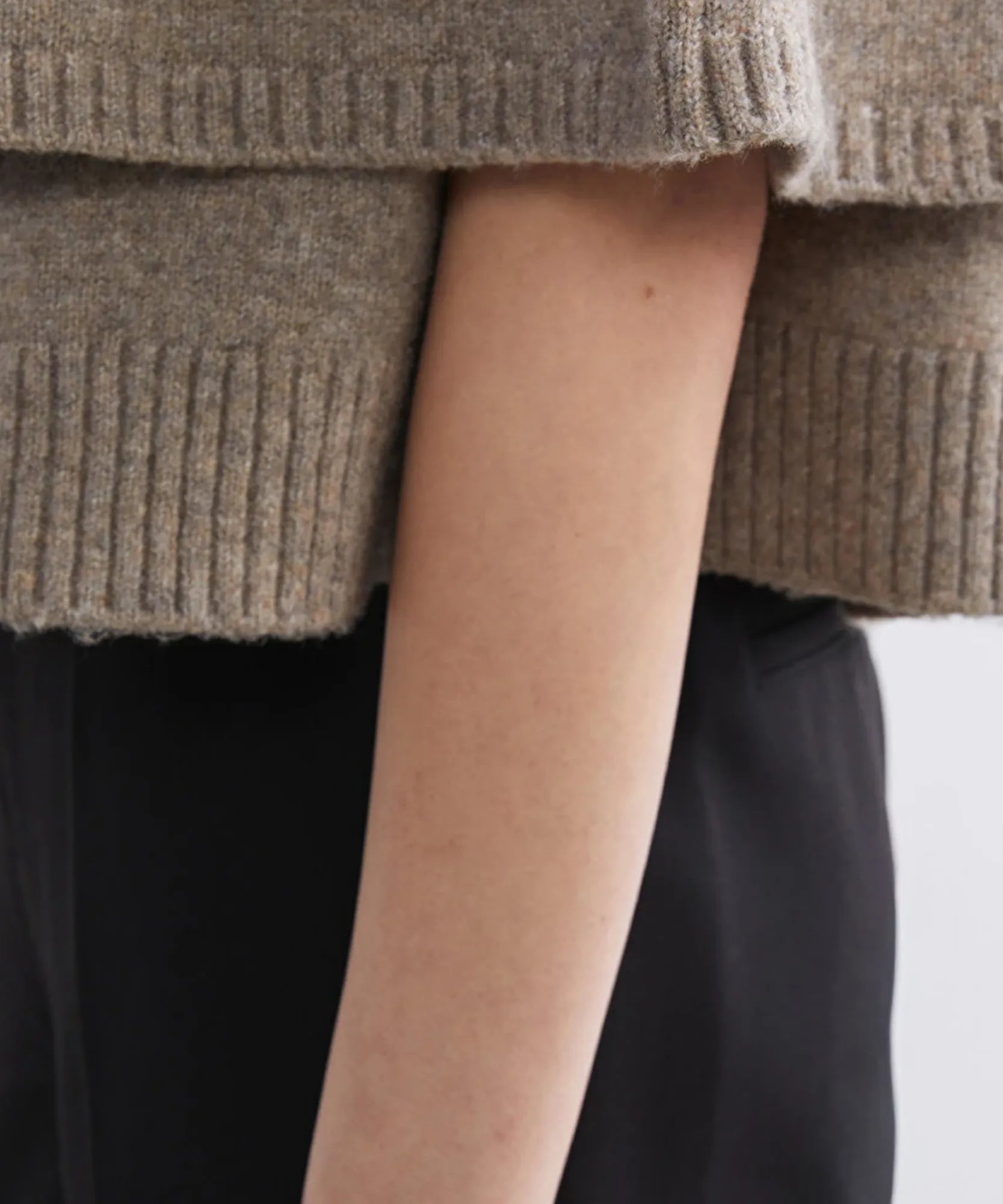 Comprar poncho feminino capa em tricot com caxemira e botões para looks elegantes e sofisticados de meia-estação com estilo europeu barato ANELLIMN