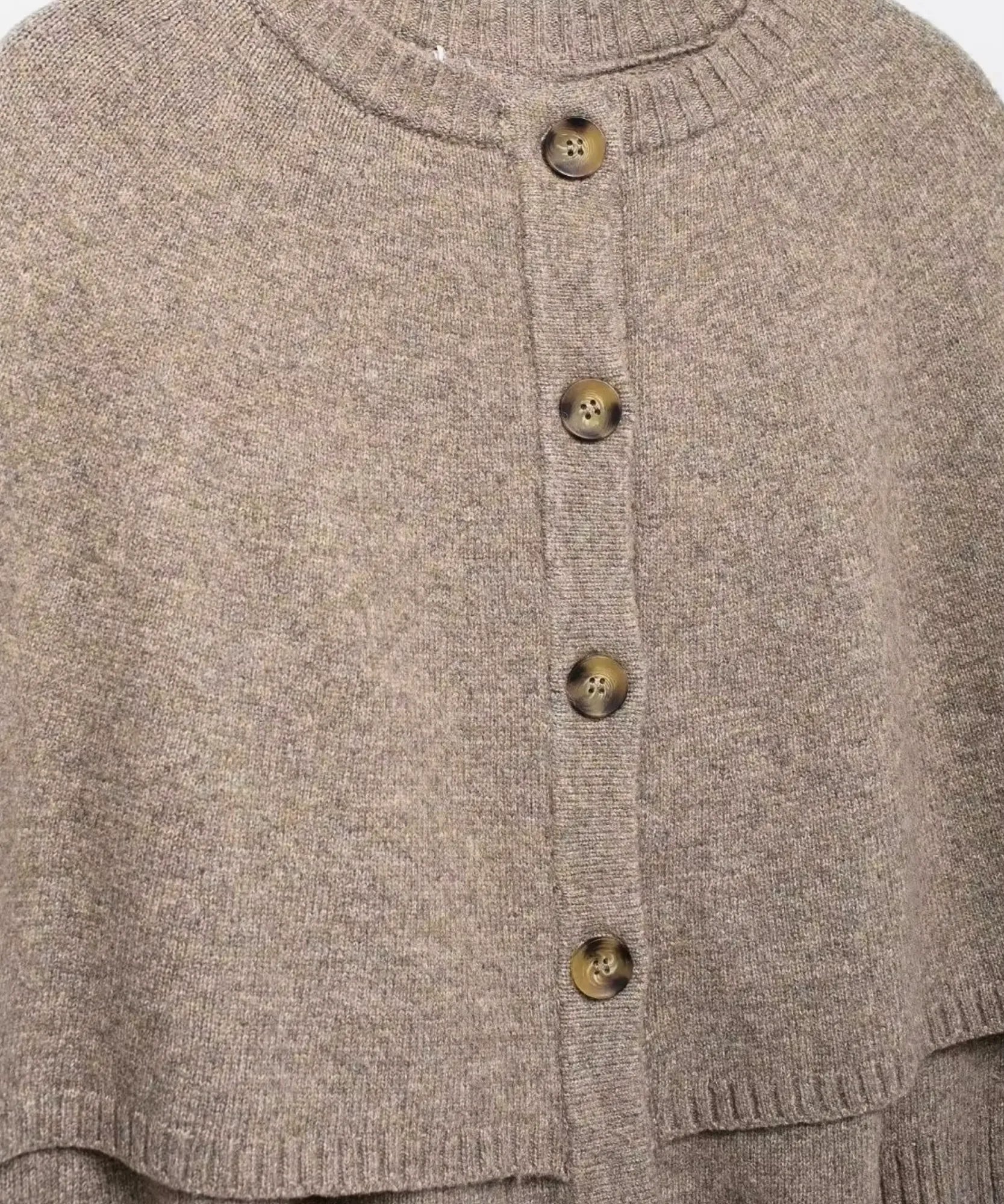 Comprar poncho feminino capa em tricot com caxemira e botões para looks elegantes e sofisticados de meia-estação com estilo europeu barato ANELLIMN