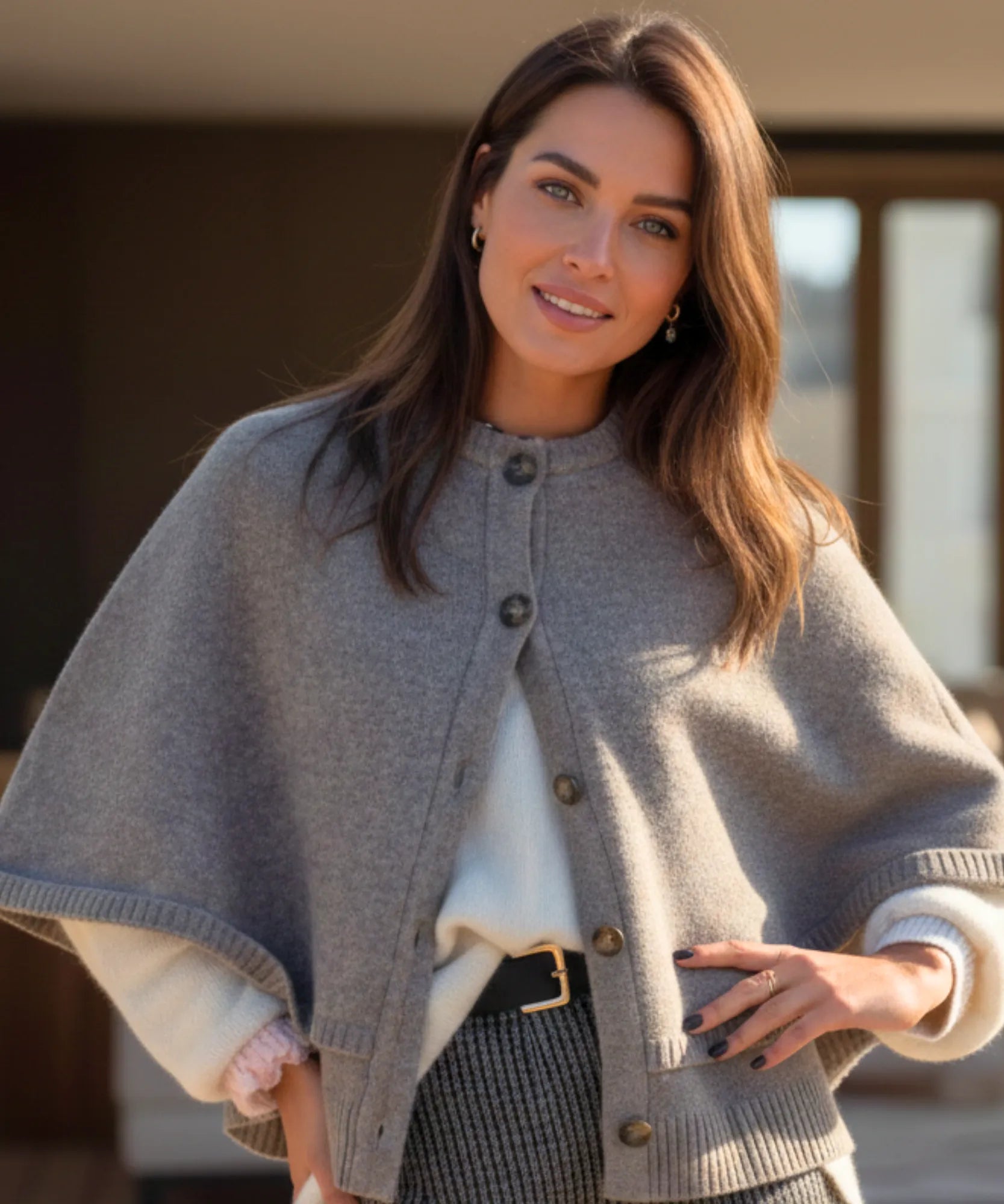 Comprar poncho feminino capa em tricot com caxemira e botões para looks elegantes e sofisticados de meia-estação com estilo europeu barato ZARA
