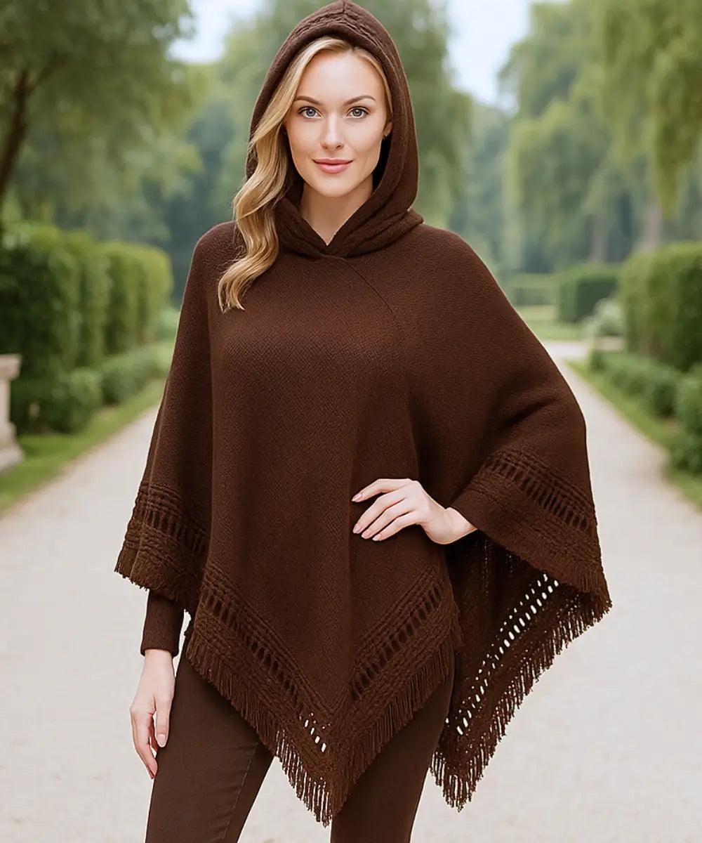 Comprar poncho feminino tricot  marrom com capuz e franjas elegante para inverno em promoção ANELLIMN
