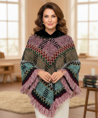 Comprar poncho feminino tricot grosso com gola de pelo e franjas boho elegante para dias frios barato ANELLIMN