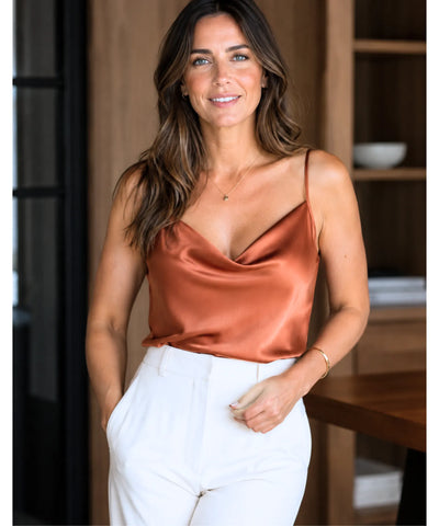 Comprar regata feminina cetim alça fina ajustável elegante social festa casual acetinada brilho em promoção ANELLIMN