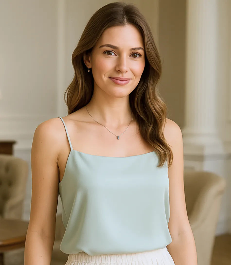 Comprar Regata Feminina de Cetim verde claro com Alças Finas Elegante para trabalho e eventos sofisticados em promoção ZARA
