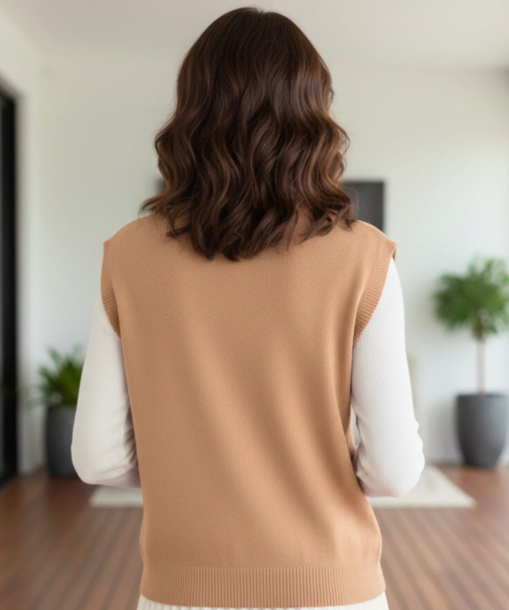 Comprar regata tricot feminina gola V elegante para sobreposições em looks de meia-estação barato ANELLIMN
