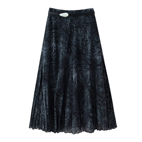 Saia midi estampada preta em still com cinto